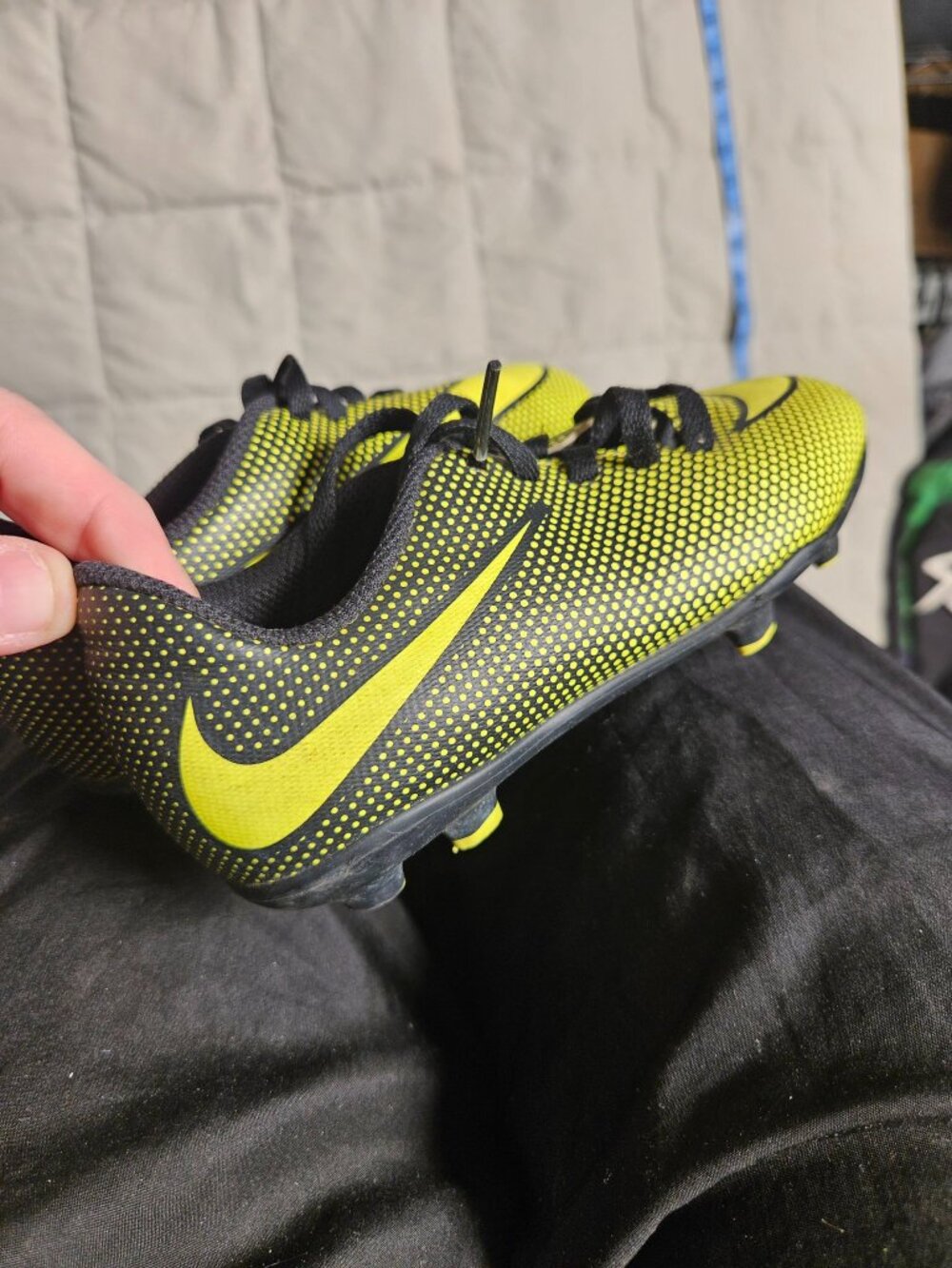 Nike Kids' Black Volt Soccer Cleats 10C
